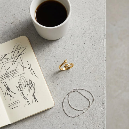 Hug Hands Ring | Minimalist Ring
